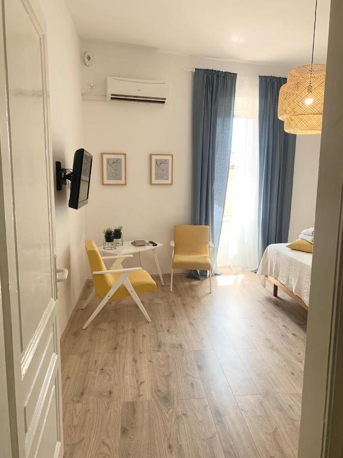 Ra City Garden Suite Pola Esterno foto